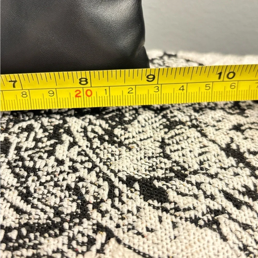 Ellis Brooklyn Black White Cosmetics Pouch